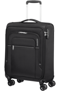 De Crosstrack serie van American Tourister bestaat uit lichtgewicht koffers die ondanks hun gewicht van perfecte kwaliteit zijn. De collectie is gemaakt van polyester dat zich kenmerkt als licht en erg sterk. In het ruime hoofdcompartiment, dat uitbreidbaar is middels een rits, is bagage gemakkelijk op te bergen en blijft de bagage op zijn plek dankzij twee inpakriemen. Je neemt de koffer gemakkelijk overal mee naar toe dankzij de vier soepele wielen, twee handvatten en de trekstang. Dankzij het geïntegreerde TSA-slot kun je zorgeloos reizen van en naar de VS.