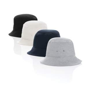 The Impact Aware™ 285gsm canvas bucket hat undyed is a timeless bell-shaped model. The bucket hat protects your head from the sun, is pleasant to wear and brightens up your outfits. The recycled canvas is undyed and used in its raw form, without chem...