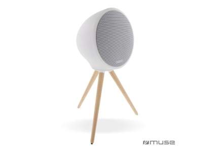 Ce haut-parleur Full Led crée une belle atmosphère à tout moment et en tout lieu. La batterie rechargeable intégrée vous permet de profiter du super son de cette enceinte sans fil, où que vous soyez. La musique peut être diffusée via Bluetooth ou via le câble AUX. Il convient parfaitement aux soirées piscine grâce à sa conception anti-éclaboussures.