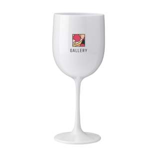 Reusable, luxury wine glass made from polycarbonate. Virtually unbreakable. The plastic glass has a chic, festive look and is a popular eye-catcher at events, weddings and garden parties. The glass is dishwasher safe. Washing by hand is recommended to preserve the imprint. Capacity 480 ml. Made in Europe.