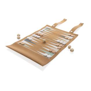 Dieses faltbare Backgammon- und Damespielset ist ein modernes, qualitativ hochwertiges Brettspiel mit einer braunen FSC®-zertifizierten Korkspielfläche und verspielten Farben. Es ist faltbar für einfache Lagerung und Transport, und wird mit Spielfiguren und einem Würfel geliefert. In seinem klassischen Design und den langlebigen Spielsteinen ist es eine gute Wahl für alle, die diese klassischen Brettspiele lieben und ein Set suchen, das sich leicht transportieren und aufbewahren lässt.