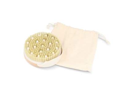 Découvrez le luxe à l'état pur avec notre brosse de bain en bois de Schima superba. Fabriquée en bois durable de Schima superba, elle est parfaite pour une exfoliation en douceur et pour se faire dorloter dans le bain. Améliorez votre routine de soins personnels de manière durable.