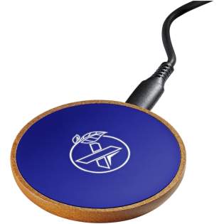 10W wireless charging station made of rubber and wood, and a charging cable made of  recycled PET plastic. Can be decorated with a light-up logo. Delivered in a black kraft gift box made of recycled paper with magnetic closing mechanism. Patent EUROPE EUIPO.