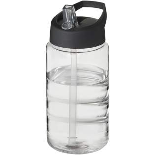 Einwandige Sportflasche mit integriertem Fingergriff-Design. Die Flasche ist aus recycelbarem PET-Material hergestellt. Verfügt über einen auslaufsicheren Deckel mit klappbarer Tülle. Sowohl die Flasche als auch der Deckel werden in Großbritannien hergestellt. Das Fassungsvermögen beträgt 500 ml. Mischen und kombinieren Sie Farben, um Ihre perfekte Flasche zu kreieren. Verpackt in einem recycelten PE-Kunststoffbeutel. BPA-frei.