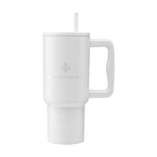 WoW! Large, double-walled drinking cup made from recycled stainless steel with straw. The striking, sturdy mug has a large, plastic handle and a screw-on lid with an opening for the included plastic straw. This huge mug keeps drinks at temperature for longer periods of time. Suitable for cold and hot drinks. Without a straw, the temperature is not lost thanks to the silicone seal in the lid. This mug can go anywhere. Ideal for the gym or the office. Thanks to the conical, narrow bottom, the cup fits in almost any cup holder, making it perfect for on the go. Not dishwasher-safe. RCS-certified. Total recycled material: 75%. Capacity 900 ml. Each item is supplied in an individual brown cardboard box.