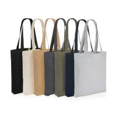 Sac tote en toile 285gsm recyclée et non teintée Impact AWARE™ est le moyen idéal pour transporter vos essentiels partout où vous allez. La toile recyclée est non teintée et utilisée sous sa forme brute, sans produits chimiques issus de la teinture o...