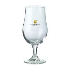 Tall, stemmed beer glass. With round cup and tapered edge. Capacity 370 ml. Made in Europe.