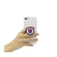 Le PopSockets® est un accessoire multifonction très pratique pour téléphone. Avec le nouveau plastique PopGrip interchangeable (swappable PopGrip) et un PopTop interchangeable. Ce PopGrip est compatible avec le chargement sans fil grâce au retrait facile du PopTop. Fixez cet élément avec la bande adhésive 3M au dos de votre téléphone et profitez de ses fonctionnalités pratiques : prise confortable pour une tenue optimale, support fonctionnel et support pour selfie. Peut se positionner dans 2 positions de pop-up différentes et flexible afin que vous puissiez mettre le smartphone dans n'importe quelle position. PopSocket® est facile à enlever et peut être réutilisé jusqu'à 10 fois. Convient à tous les modèles courants de smartphones, iPhones et autres appareils. Pour une utilisation optimale et préserver au mieux votre PopSocket®, lisez les instructions fournies.   Informations supplémentaires sur le délai de livraison : 60 - 2 500 pièces : 1 semaine, 2 500 - 5 000 pièces : 2 semaines. À partir de 5 000 pièces, prix et délai de livraison sur demande. Les PopSockets® ne sont fournis qu'avec une impression.