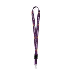 Lanyard van sterk geweven polyester. Met metalen karabijnhaak. Het onderste gedeelte is los te koppelen d.m.v. een kunststof buckle. Inclusief full colour sublimatiedruk. Made in Europe.