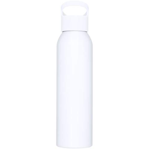 The eye-catching Sky bottle is made of aluminium, a lightweight yet durable material. The screw-on mechanism ensures that the lid opens and closes smoothly, and it has a built-in handle for easy carrying. The water bottle is single-walled and holds up to 650 ml of beverages. Another handy note is that the Sky fits in the side pocket of most backpacks and most car cup holders. 