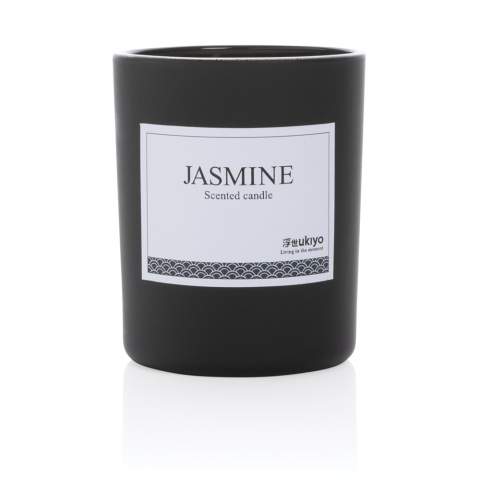 Bougie parfumée Ukiyo présentée dans un pot élégant au subtil parfum de jasmin pour créer de la chaleur et du confort dans votre maison.