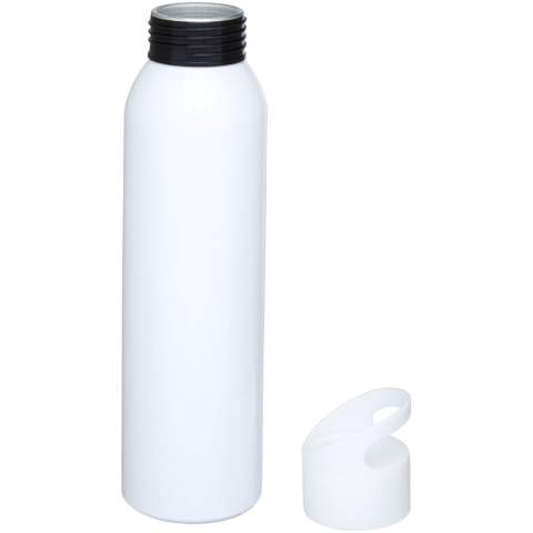 The eye-catching Sky bottle is made of aluminium, a lightweight yet durable material. The screw-on mechanism ensures that the lid opens and closes smoothly, and it has a built-in handle for easy carrying. The water bottle is single-walled and holds up to 650 ml of beverages. Another handy note is that the Sky fits in the side pocket of most backpacks and most car cup holders. 