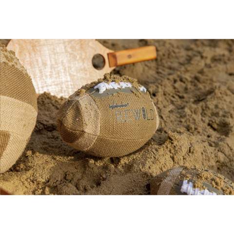 American football (Ø 10 cm)  from the first world’s first line of sustainable beach and outdoor sporting goods made from plants! A combination of jute, natural rubber and wood.  Waboba uses materials that are good for the environment and donates a portion of its profits to organizations committed to protecting and preserving the environment. NOTE: It is not possible to print this product. This product is only delivered without print. Each item is supplied in an individual brown cardboard box.