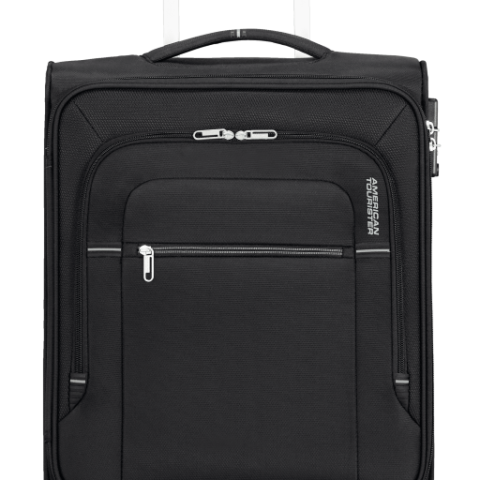 De Crosstrack serie van American Tourister bestaat uit lichtgewicht koffers die ondanks hun gewicht van perfecte kwaliteit zijn. De collectie is gemaakt van polyester dat zich kenmerkt als licht en erg sterk. In het ruime hoofdcompartiment, dat uitbreidbaar is middels een rits, is bagage gemakkelijk op te bergen en blijft de bagage op zijn plek dankzij twee inpakriemen. Je neemt de koffer gemakkelijk overal mee naar toe dankzij de vier soepele wielen, twee handvatten en de trekstang. Dankzij het geïntegreerde TSA-slot kun je zorgeloos reizen van en naar de VS.