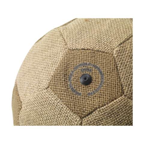 Football (Ø 21,6 cm) from the first world’s first line of sustainable beach and outdoor sporting goods made from plants! A combination of jute, natural rubber and wood.  Waboba uses materials that are good for the environment and donates a portion of its profits to organizations committed to protecting and preserving the environment. NOTE: It is not possible to print this product. This product is only delivered without print. Each item is supplied in an individual brown cardboard box.