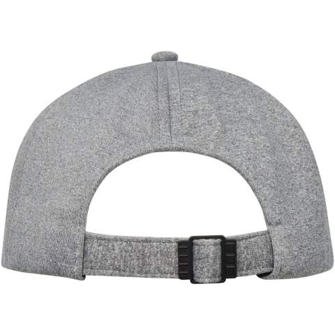 La casquette Manu 5 panel stretch est dotée d'une visière pré-courbée offrant une protection solaire essentielle. Les œillets brodés assurent une ventilation optimale, ce qui vous permet de rester au frais et à l'aise pendant vos activités. Avec un tour de tête de 58 cm, elle garantit un ajustement sur mesure pour une variété de tailles de tête. La fermeture à boucle métallique permet de l'ajuster sans effort, ce qui permet d'obtenir un ajustement parfait. Fabriquée en polyester 300 g/m² et en élasthanne, une combinaison de tissus qui offre une flexibilité optimale. 