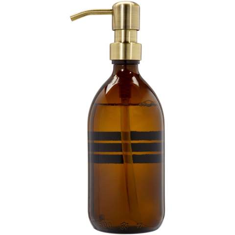 Stylish glass soap dispenser (500 ml) for the bathroom, kitchen or toilet. This luxury soap pump is filled and supplied with vegan hand soap with a pleasant scent of bamboo that cleans and cares for your hands. The pump of this luxury soap dispenser is made of stainless steel with a stylish brass finish. When finished the dispenser can easily be refilled. Made in the Netherlands.