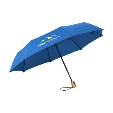 WoW! Parapluie pliable avec mécanisme d'ouverture et de fermeture automatique. Livré avec une toile en polyester pongé RPET 190T. Ce parapluie dispose également un cadre et un manche en acier inoxydable, d'une poignée en bois, d'une boucle de transport élastique et d'une fermeture Velcro. Longueur lorsque le parapluie est replié : 28 cm. Certifiée-RCS. Matière recyclée totale : 16%.