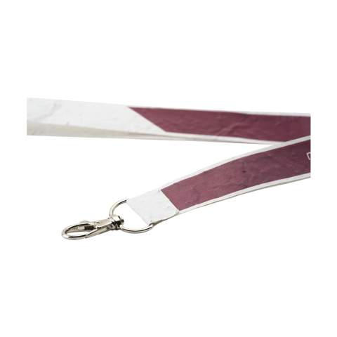 WoW! Lanyard gemaakt van 100% gerecycled en recyclebaar, plantbaar zaadpapier. Met metalen karabijnhaak. Inclusief full colour opdruk op 1 zijde. Een perfect item voor onder meer beurzen en congressen. Promotioneel en functioneel. Tussen twee lagen gerecycled oud papier (40 g/m²) zit een mix aan bloemzaadjes verlijmd. Na gebruik kun je de biologisch afbreekbare lanyard (m.u.v. de karabijnhaak) in de aarde planten.   De zaadjes groeien uit tot bloemen. De veldbloemenmix bestaat uit: Moederkruid -  Sluierkruid - Grote Leeuwenbek - Schermscheefbloem - Zilverschildzaad - Mexicaantje - Petunia Nana, Salvia Coccinia, Zomerazalea - IJsbloem. Een milieuvriendelijk product dat bovendien bijdraagt aan het op peil houden van een gezonde bijenpopulatie.