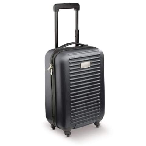 Cabin size trolley with one main compartment with grey lining. The suitecase has a double zipper and four spinner wheels. Metal plate for printing. Individually packed in a box.