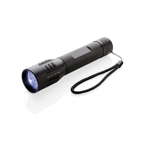 Super bright and strong 3W CREE torch perfect for longer performance. The aluminium torch has special CREE led’s that light up much brighter than regular LED lights for perfect exposure. Includes batteries for direct use. 100 lumen and working time of 15 hours. Made out of durable aluminium.<br /><br />Lightsource: Cree™ LED<br />LightsourceQty: 1