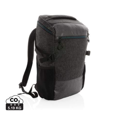 Dieser 900D Laptop-Rucksack hat neben dem geräumigen Hauptfach auch ein 15.6" Laptopfach sowie ein kleines Fach um schnell an die Dinge ran zu kommen. Die große Reißverschlussöffnung lässt Sie auf den ersten Blick sofort erkennen wo was verstaut ist. PVC-frei.<br /><br />FitsLaptopTabletSizeInches: 15.6<br />PVC free: true