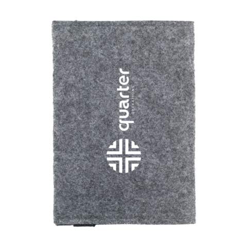 WoW! Passport cover in RPET felt (made from recycled PET bottles and recycled textiles). With space for storing cards and equipped with an elastic closure. Suitable for storing, carrying and protecting your passport. GRS-certified. Total recycled material: 92%.