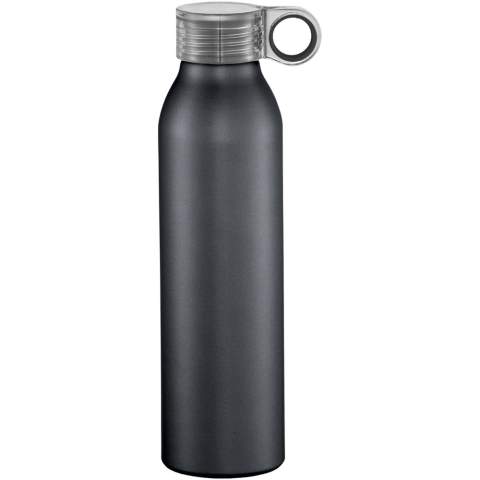 Belle et légère, c'est la bouteille de sport en aluminium Grom 650 ml en quelques mots. Le couvercle transparent à visser est anti-débordement et dispose d'une sangle avec une fonction color-pop, assurant un transport facile. La finition mate et métallique donne à la bouteille un aspect élégant. Quel que soit l'événement à célébrer, la bouteille Grom plaira à coup sûr à tous les destinataires.