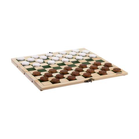 Rackpack Gamebox Checkers : un coffret cadeau à vin et un jeu de dames en un. Un coffret cadeau pour une bouteille de vin. La boîte s'ouvre complètement pour révéler un jeu de société complet. Comprend des pions de jeu de dames en bois dans une pochette en toile robuste. Le cadeau complet pour une soirée jeux réussie. Rackpack : un coffret vin en bois certifié FSC 100% avec une nouvelle seconde vie ! • convient pour une bouteille de vin • bois de pin, certifié • vin non inclus. Chaque article est fourni dans une boite individuelle en papier kraft marron.