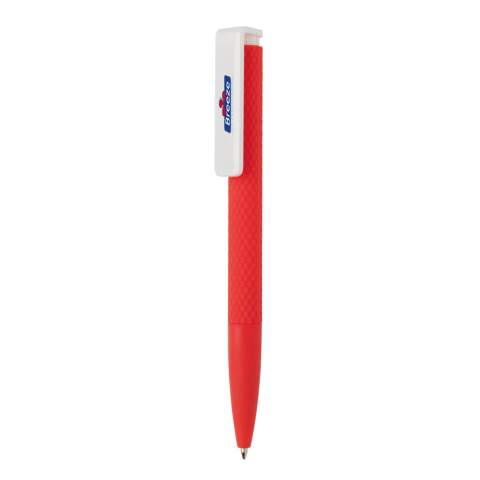 Stylo à bille rétractable, nouvelle version du X3 avec nouveau clip et design. Version avec finition gomme pour un confort d’écriture supplémentaire.Encre bleue Dokumental® de fabrication allemande pour +/- 1200m d’écriture et bille en carbure de tungstène assurant une écriture régulière.