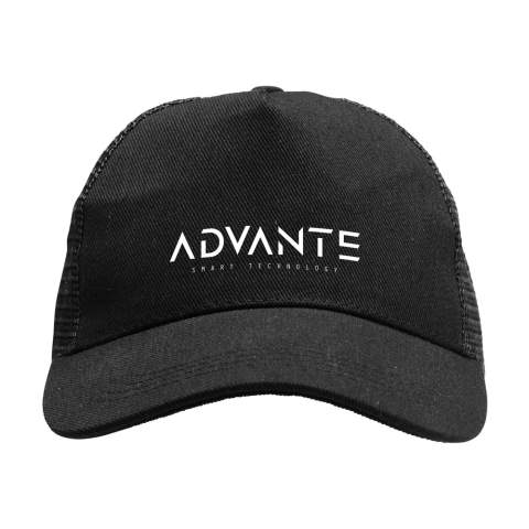 WoW! Casquette Trucker à 5 empiècements avec visière incurvée profilée en 60% coton recyclé brossé et 40% polyester recyclé. L'arrière de cette casquette est en mesh (polyester) pour une ventilation optimale. Fermeture velcro pour un ajustement facile.