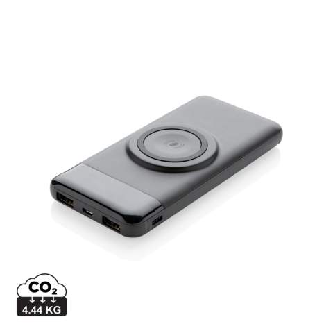 Multifunctionele 10.000 mAh powerbank die je mobiele apparaten draadloos kan opladen en ook je Apple Watch via de 3W draadloze smart watch lader. Plaats eenvoudig je telefoon of smart watch op het draadloze oplaadstation om hem op te laden. Met 2 x USB output om twee apparaten tegelijkertijd op te laden. Het item heeft een lithium A grade-polymeerbatterij van 10.000 mAh om uw apparaat tot 5 keer op te laden. Met weergave van de resterende batterij-indicator. Micro-input5V / 2A, Type-C-input 5V / 2A, USB-output 5V / 1A. Draadloze output telefoon 5W 5V / 1A, draadloze output smart watch 3W (5V / 600 mAh)) Inclusief PVC-vrij TPE materiaal micro oplaadkabel.<br /><br />WirelessCharging: true<br />PowerbankCapacity: 10000