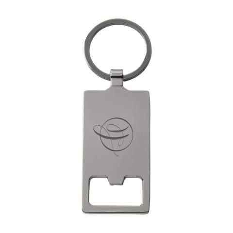 Sleutelhanger met flesopener. Met een hardhouten handgreep en een opener van zinklegering. Bevestigd aan een stevige, metalen sleutelring. Per stuk in kraft envelop.