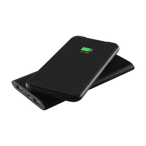 Krachtige, duurzame en hoogwaardig afgewerkte wireless charging powerbank van aluminium met ingebouwde lithiumpolymeer batterij (8000mAh). Laadt smartphones of tablets snel via de USB poorten en beschikt over een geïntegreerde 5W wireless laadfunctionaliteit voor het draadloos opladen van mobiele apparaten die QI draadloos laden ondersteunen (nieuwste generaties Android en iPhone). Input 5V/2A. Output: 5V/2A. Draadloze output: 5V/1A (5W). Inclusief micro-USB oplaadkabel en gebruiksaanwijzing. Per stuk in doosje.