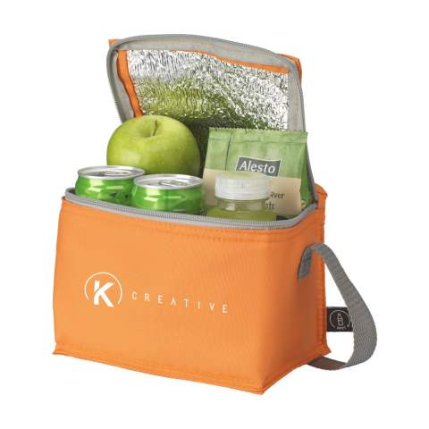 Cooler bag made from 600D RPET polyester. Ideal for a 6-pack of drinks cans. With a carry-strap. GRS-certified. Total recycled material: 51%. Capacity approx. 3 litres.