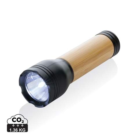 Lampe torche 3W rechargeable par USB, fabriquée avec du bambou FSC® 100% et de l'ABS recyclé certifié RCS (Recycled Claim Standard). Contenu recyclé total : 20 % sur la base du poids total de l'article. La certification RCS garantit une chaîne d'approvisionnement entièrement certifiée pour les matériaux recyclés. La torche est livrée avec une batterie au lithium de grade-a de 1200 mAh. La torche peut fonctionner jusqu'à 4,5 heures avec une seule charge et être rechargée via le type C en 2,5 heures.  La distance du faisceau est de 100 mètres et fournit 120 lumens. Avec 3 modes (lumineux, moyen et flash). Câble de recharge en TPE recyclé certifié RCS inclus. Emballée dans un emballage kraft FSC® mix. Article et accessoires 100% sans PVC.<br /><br />PowerbankCapacity: 1200<br />Lightsource: LED<br />LightsourceQty: 1<br />PVC free: true