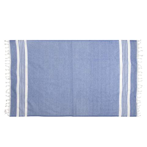 Een multifunctionele hamam handdoek van Oxious. Gemaakt van 50% Oekotex gecertificeerd katoen en 50% gerecycled industrieel textielafval (140 g/m²). Promo is een heerlijk zacht en stijlvol doek met een wit streeppatroon. Prachtig als shawl, kleed op de bank, luxe (hamam)doek of handdoek. Het doek is handgemaakt.  Deze mooie, zachte doeken worden gemaakt door lokale vrouwen in een klein dorpje in Turkije. Zij werken daar in een sociale context, met ruimte voor groei en ontwikkeling. De doeken zijn handgemaakt met liefde en zorg voor het milieu. Met een product uit de Oxious collectie kan het pure genieten beginnen. Optioneel: Per stuk in kraft envelop en/of met kraft sleeve.