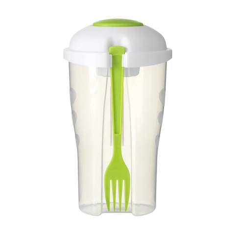 Shaker à salade en matière synthétique solide. Avec couvercle amovible, compartiment étanche pour vinaigrette et fourchette. S'utilise également pour les salades de fruits et de pâtes. Capacité 900 ml.