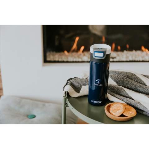 The ideal thermo bottle for when you’re on the go made by Kambukka® • excellent quality • beautiful design • handy size • vacuum insulated 18/8 RVS • BPA-free • keeps drinks hot for up to 9 hours and cold for up to 18 hours • 3-in-1 lid with 2 drinking positions: just press to take a quick sip, or open it completely to drink just as comfortably as from a mug, without spilling • easy to clean thanks to Snapclean®: just pinch and pull to remove the inner, dishwasher-safe mechanism • universal lid: also fits on other Kambukka® drinking bottles • the lid is heat-resistant and dishwasher-safe • non-slip base • 100% leakproof • capacity 500 ml. STOCK AVAILABILITY: Up to 1000 pcs accessible within 10 working days plus standard lead-time. Subject to availability.