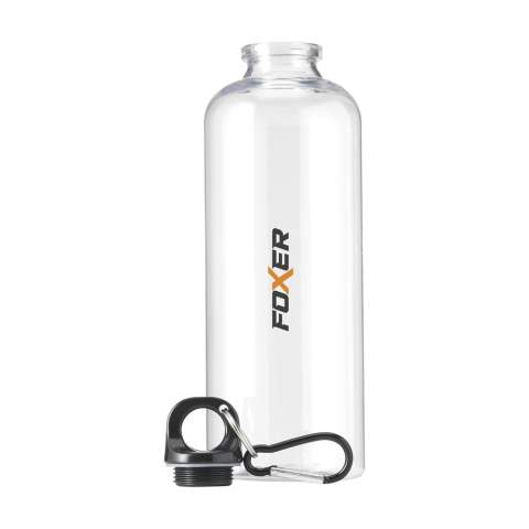 WoW! Wiederverwendbare, recycelte Wasserflasche. Die Flasche besteht zu 100% aus RPET. Mit Kunststoff-Schraubverschluss und einem Aluminium-Karabiner, mit dem Sie die Flasche einfach an Ihrer Tasche oder Ihrem Rucksack befestigen können. Der Karabiner ist nicht als Kletterwerkzeug geeignet. Sie können diese ideale, leichte Flasche überall hin mitnehmen. Auslaufsicher. Nur für kaltes Wasser geeignet. Nicht spülmaschinengeeignet. GRS-zertifiziert. Gesamtes recyceltes Material: 83%. Fassungsvermögen 630 ml.