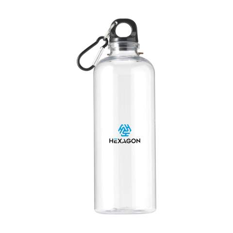 WoW! Wiederverwendbare, recycelte Wasserflasche. Die Flasche besteht zu 100% aus RPET. Mit Kunststoff-Schraubverschluss und einem Aluminium-Karabiner, mit dem Sie die Flasche einfach an Ihrer Tasche oder Ihrem Rucksack befestigen können. Der Karabiner ist nicht als Kletterwerkzeug geeignet. Sie können diese ideale, leichte Flasche überall hin mitnehmen. Auslaufsicher. Nur für kaltes Wasser geeignet. Nicht spülmaschinengeeignet. GRS-zertifiziert. Gesamtes recyceltes Material: 83%. Fassungsvermögen 630 ml.