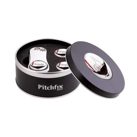 Meerprijs metalen geschenkverpakking voor de Pitchfix Original 2.0, Hybrid 2.0, Fusion 2.5 of XL 3.0. Inclusief 2 extra ball markers met doming en grote doming op de deksel