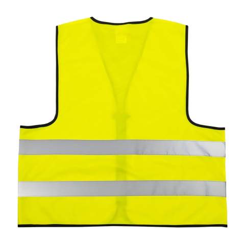 A very high quality safety vest for a competitive price. Suitable for, for example, on the construction site and during motorcycle training.