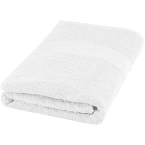 High quality and sustainable 450 g/m² towel that is delightfully thick, silky, and super soft to the skin. This item is certified STANDARD 100 by OEKO-TEX®. It guarantees that the textile product has been manufactured using sustainable processes under environmentally friendly and socially responsible working conditions and is free from harmful chemicals or synthetic materials. Available in a variety of beautiful colours to refine any home or hotel bathroom. The towel is dyed with a waterless dyeing process that reduces freshwater demand and prevents the large volumes of polluted water that are typical of water-based dyeing processes. Towel size: 70x140 cm. Made in Europe. 