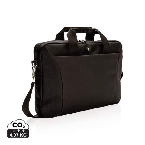 Transportieren Sie Ihren 15,4” Laptop zur Arbeit und wieder nach Hause in dieser 600D mit 1680D Polyster Laptoptasche von Swiss Peak. Inkl. gepolstertem Laptopfach, extra Fach für Ihr iPad oder Tablet und umfassendem Organizer Frontfach mit Reißverschluss, Stiftehalter und Fächer für kleinere Gegenstände. Mit Lasche an der Rückseite zum Befestigen am Griff eines Trolleys. Vielseitige Tragemöglichkeiten durch den verstell- und abnehmbaren Schulterriemen. PVC-frei.<br /><br />FitsLaptopTabletSizeInches: 15.4<br />PVC free: true