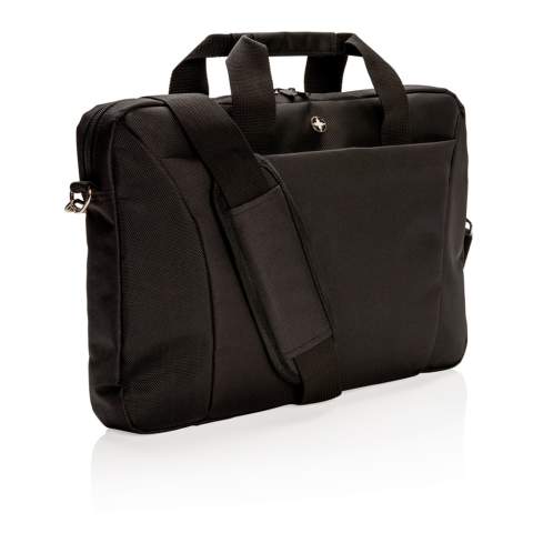 Transportieren Sie Ihren 15,4” Laptop zur Arbeit und wieder nach Hause in dieser 600D mit 1680D Polyster Laptoptasche von Swiss Peak. Inkl. gepolstertem Laptopfach, extra Fach für Ihr iPad oder Tablet und umfassendem Organizer Frontfach mit Reißverschluss, Stiftehalter und Fächer für kleinere Gegenstände. Mit Lasche an der Rückseite zum Befestigen am Griff eines Trolleys. Vielseitige Tragemöglichkeiten durch den verstell- und abnehmbaren Schulterriemen. PVC-frei.<br /><br />FitsLaptopTabletSizeInches: 15.4<br />PVC free: true