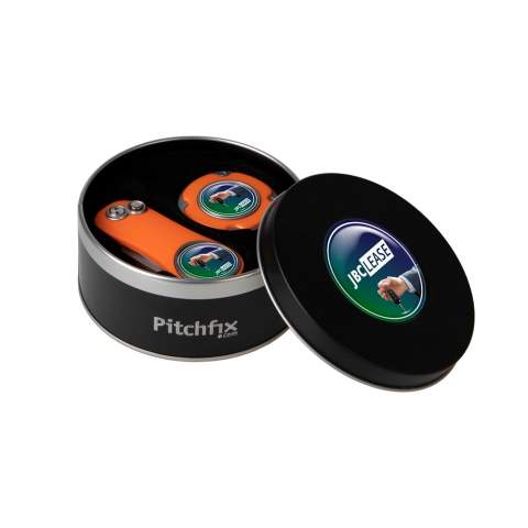 Meerprijs metalen geschenkverpakking voor een Pitchfix Multimarker Chip en een Pitchfix Original 2.0, Hybrid 2.0, Fusion 2.5 of XL 3.0. Inclusief grote doming op het deksel