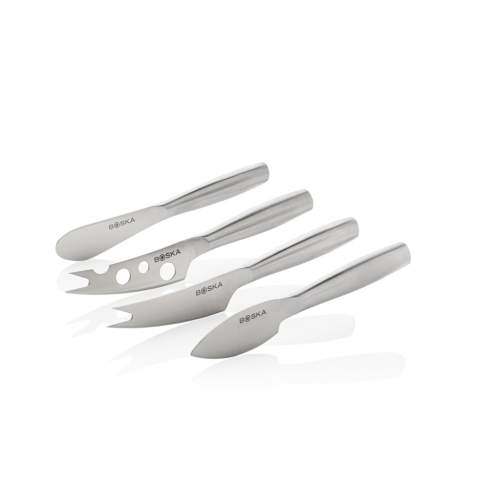 Are you crazy about cheese? Then you need the Cheese Knife Set Mini Copenhagen of BOSKA – a B Corporation certified company! You can tackle hard, soft, and spreadable cheeses with this lightweight set. It consists of four stylish stainless steel knives. You'll be able to plate up something for everyone on your cheese board with these knives. This set is dishwasher- and refrigerator-safe, and backed by a lifetime guarantee.