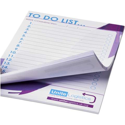 Bloc-notes Desk-Mate® A5 blanc avec des feuilles de papier vierge de 80 g/m². Marquage possible sur chaque feuille. 3 tailles disponibles  (25/50/100 feuilles).