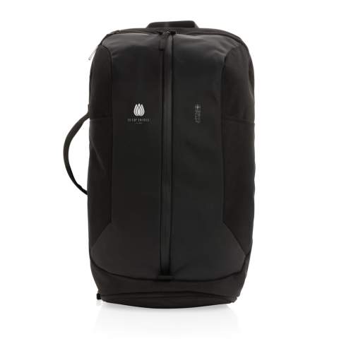 Deze Swiss Peak Aware™ werk-/gymrugzak is een hybride rugzak ontworpen voor de sportschool en op kantoor. Het heeft aparte vakken voor je sport spullen en een slimme organizer voor al je werkbenodigdheden, zoals een 15,6 inch laptopvak. Ga van de sportschool naar kantoor en heb alle benodigde spullen bij je. Met AWARE™ tracer die het echte gebruik van gerecyclede materialen valideert. Elke tas heeft 31,1 0,5L PET-flessen hergebruikt. 2% van de opbrengst van elk verkocht Impact-product wordt gedoneerd aan Water.org. PVC-vrij.<br /><br />FitsLaptopTabletSizeInches: 15.6<br />PVC free: true